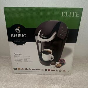 Keurig Elite Single Serve Coffee Brewer - Black and Silver